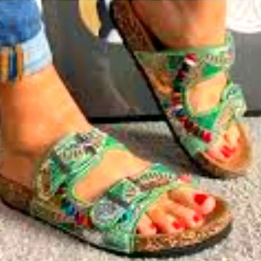 BRAND NEWโFOREVER LINK MULTICOLOR BEADED STRAP SANDALS